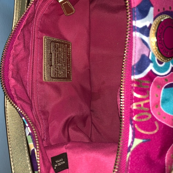 purse - Picture 3 of 3